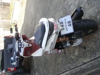 PCX150i พร้อมของแต่ง (1600 ก.ม.)