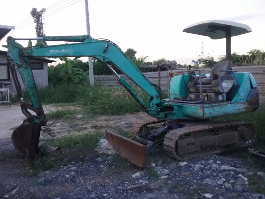 ขายรถแบคโฮ KOMATSU  pc 25-7รถสวยสภาพเก่านอกพร้อมใช้ราคา 250,000 090-772-3710 090-772-3708