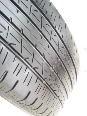 ขายยาง215/60/16 ปี 14 BRIDGESTON ER33 4 เส้น ขายยาง215/60/16 ปี 14 BRIDGESTON ER33 4 เส้น