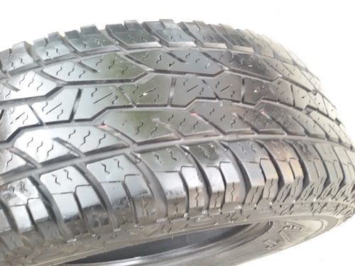 ขายยาง265/70/16 ปี 4012 MAXXIS 700  2 เส้น