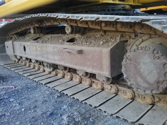 ขายรถแบคโฮ KOMATSU  pc 200-7 เล่มทะเบียน 9,&times;&times;&times;  ชม. รถสวยพร้อมใช้ราคา 1,650,000 090-772-3710 090-772-3708