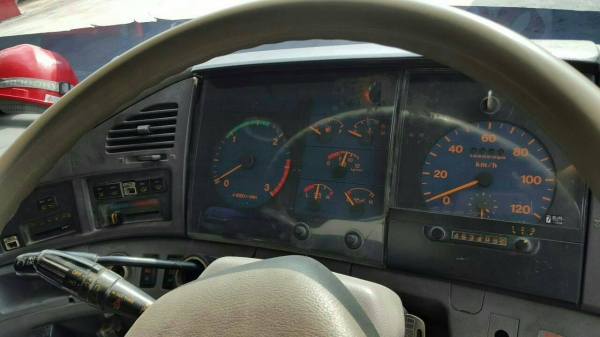 ขายรถหัวลาก HINO  หัวเปอร์เซีย  ติดก๊าสรถสวยพร้อมใช้ราคา 475,000 090-772-3710 090-772-3708