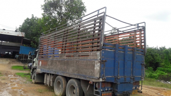 10ล้อเพลาเดียว..195แรง Hino FL3HNLA-11370....เครื่องดี ho7d  คัสซีสวย..รถสภาพดี ยางใช้ได้