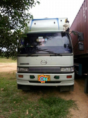 10ล้อเพลาเดียว..195แรง Hino FL3HNLA-11370....เครื่องดี ho7d  คัสซีสวย..รถสภาพดี ยางใช้ได้