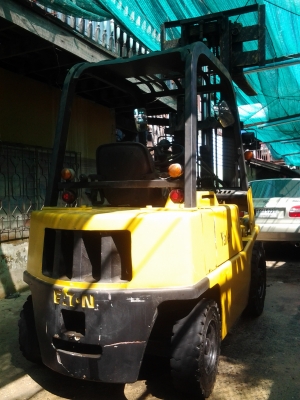 โฟร์คลิฟ Yale 2.0 ตัน เสาสูง 3.5เมตร ยางตัน สภาพสวย ใช้งานน้อย แต่ กำลังดี โฟร์คลิฟ Yale 2.0 ตัน เสาสูง 3.5เมตร ยางตัน สภาพสวย ใช้งานน้อย แต่ กำลังดี