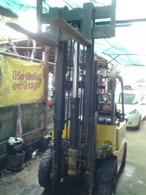 โฟร์คลิฟ Yale 2.0 ตัน เสาสูง 3.5เมตร ยางตัน สภาพสวย ใช้งานน้อย แต่ กำลังดี โฟร์คลิฟ Yale 2.0 ตัน เสาสูง 3.5เมตร ยางตัน สภาพสวย ใช้งานน้อย แต่ กำลังดี