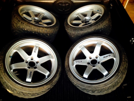 ขายแม็กพร้อมยาง te 37 ตัวมีอ๊อฟ 9.5 10.5