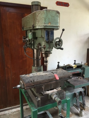 เครื่องมิลลิ่ง M1 เครื่องมิลลิ่ง M1