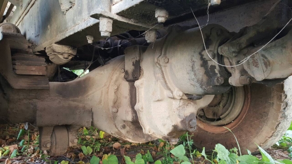 ขายรถโม่ปูน 5 คิว 10 ล้อ 2 เพลา เครื่อง PE6-T 290 แรงม้า เอกสารเล่มทะเบียนพร้อม ยางมีให้ครบนะครับ ราคาคุยได้