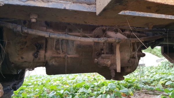 ขายรถโม่ปูน 5 คิว 10 ล้อ 2 เพลา เครื่อง PE6-T 290 แรงม้า เอกสารเล่มทะเบียนพร้อม ยางมีให้ครบนะครับ ราคาคุยได้