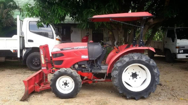 ขายด่วนครับ  ยันม่าร์ EF393T