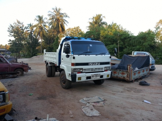 ขาย ISUZU NRR ดั้ม ขาย ISUZU NRR ดั้ม