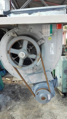 Sell>> โบวเวอร์เป่าอากาศ KRUGER ใบพัดสองตอน ขนาด 12" มอเตอร์ Carrier 3 HP. 380V. สภาพใหม่ 98\% ใช้งานไม่ถึงเดือน!!