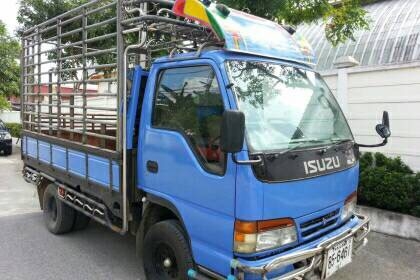 หกล้อ NKR69E'110 ช่วงสั้น ทะเบียนครบ พร้อมใช้ครับ