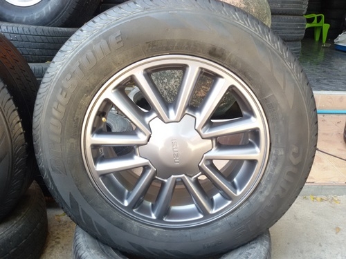 ขายล้อแม็กISUZU X-SERIES 16(สีกัล) ยาง215/65/16 ปี 14  4 ล้อ