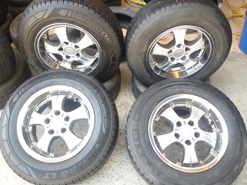 ขายล้อLENSO ขอบ15 5รูกว้าง7.5 ET20 พร้อมยาง 4 ล้อ