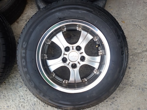 ขายล้อLENSO ขอบ15 5รูกว้าง7.5 ET20 พร้อมยาง 4 ล้อ