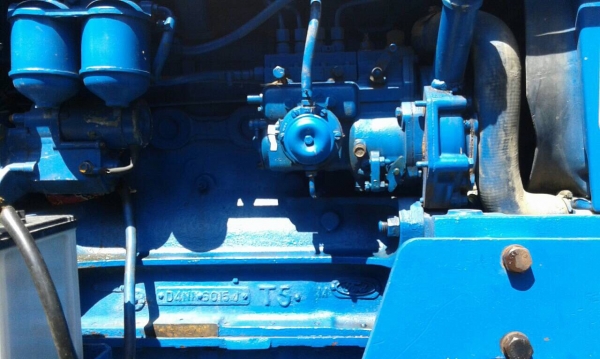 ขาย รถไถ6600 เล่มทะเบียน พร้อมใช้ครับ