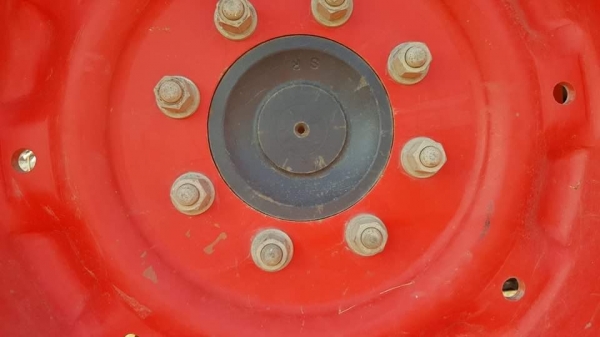 ขายครับ  kubota M6040 สวยๆครับ รถไม่เคย ลงนา ไม่เคยดันดินครับ