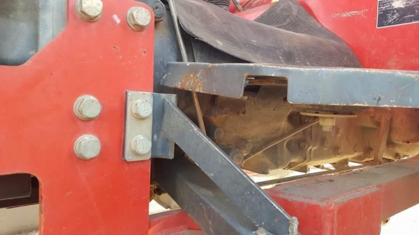 ขายครับ  kubota M6040 สวยๆครับ รถไม่เคย ลงนา ไม่เคยดันดินครับ