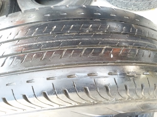 ขายล้อกะทะ15 6รู (สีดำ) ยาง195R15 4 ล้อ 4000 ขายล้อกะทะ15 6รู (สีดำ) ยาง195R15 4 ล้อ 4000