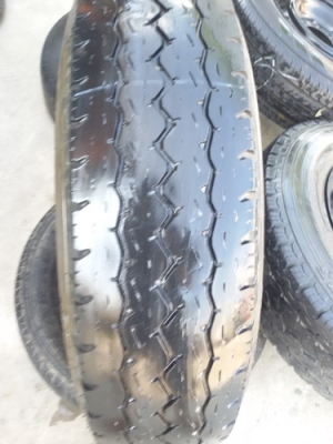 ขายล้อกะทะ15 6รู (สีดำ) ยาง195R15 4 ล้อ 4000 ขายล้อกะทะ15 6รู (สีดำ) ยาง195R15 4 ล้อ 4000