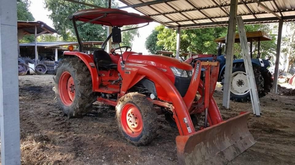 KUBOTA L4708 พร้อมใบดัน ราคาเบาๆครับ