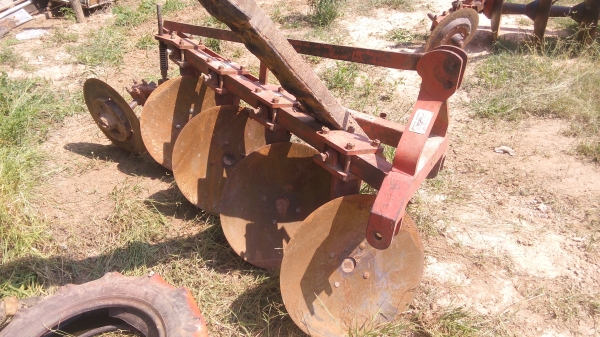 ขายรถไถคูโบต้าL4508 di ใบมีดดันหน้าผาลหลังพร้อมใช้งาน