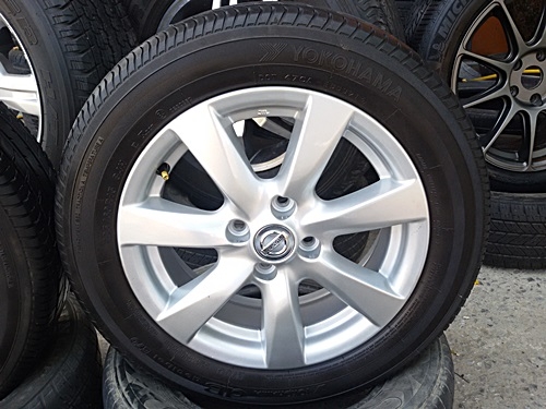 ขายล้อแม็กNISSAN ALMERA VL(รุ่นTOP) ยางปี3914  4 ล้อ