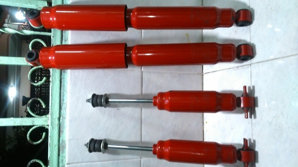 โช๊คอัพ KYB Super Red