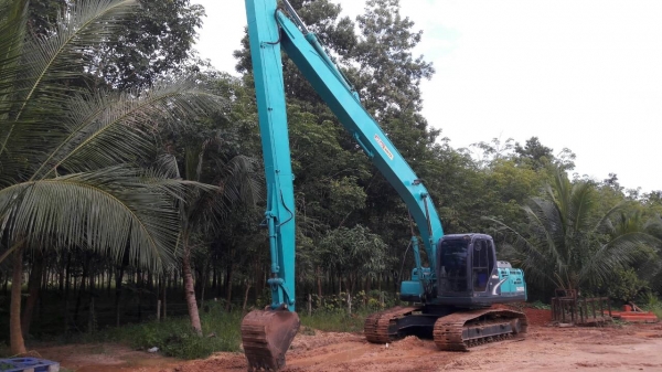 ขายรถแบคโฮ บูมยาว KOBELCO  SK 200-8