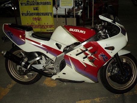 ขายเป็นซาก Suzuki GSXR250 รถในตำนาน