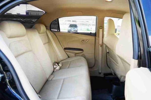 2013 HONDA BRIO AMAZE 1.2 V