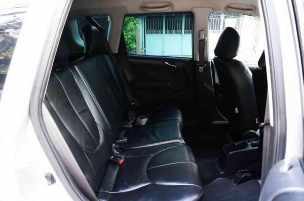 jazz สวยพร้อมขับ