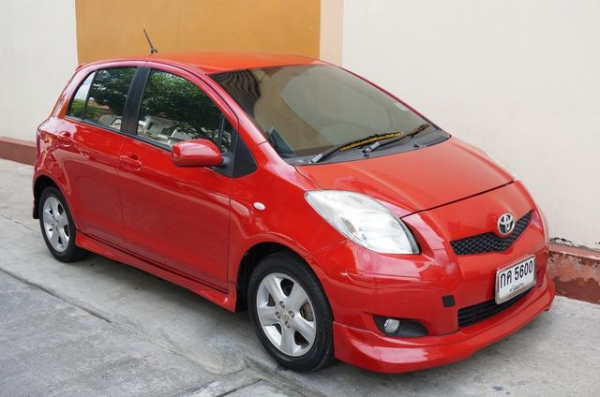 2007 TOYOTA YARIS 1.5 E