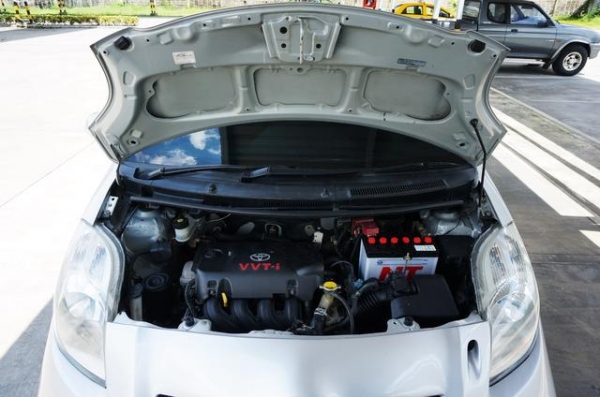 2007 TOYOTA YARIS 1.5 E