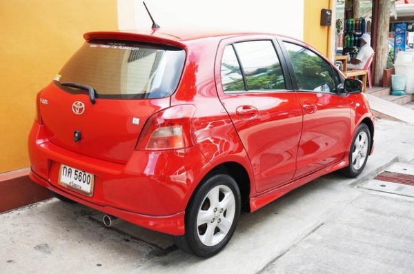 2007 TOYOTA YARIS 1.5 E