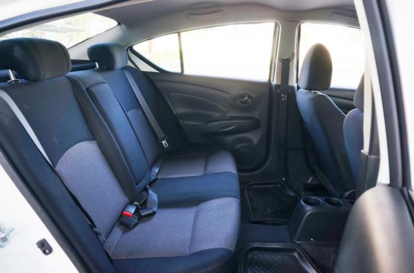 2014 NISSAN ALMERA 1.2 Eไฟหยัก