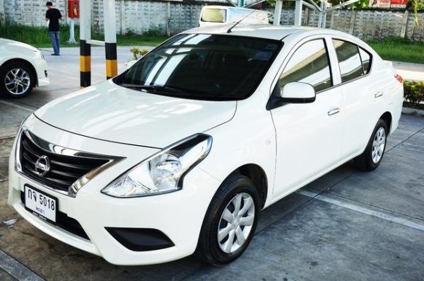 2014 NISSAN ALMERA 1.2 Eไฟหยัก