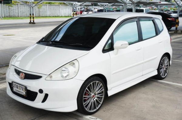 2007 HONDA JAZZ  1.5 COOL
