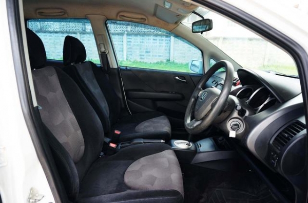 2007 HONDA JAZZ  1.5 COOL