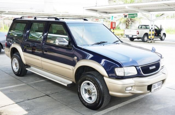 2001 THAI RUNG GRAND ADVENTURE 2.8  (4WD)
