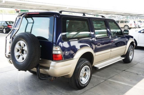 2001 THAI RUNG GRAND ADVENTURE 2.8  (4WD)