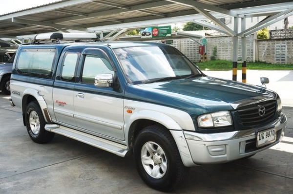 2003 MAZDA FIGHTER 2.5 4WD