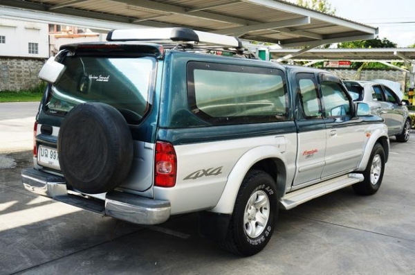 2003 MAZDA FIGHTER 2.5 4WD