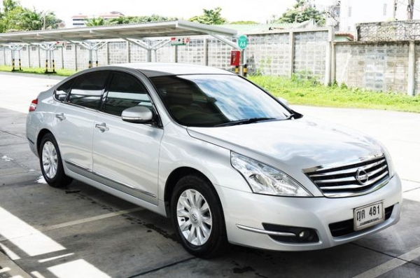2011 NISSAN TEANA 200 XL