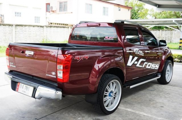 2012 ISUZU HI-LANDER 3.0 VGS NAVI