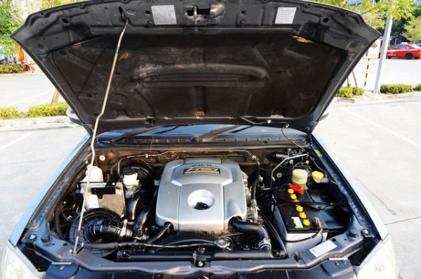 2010 ISUZU 2.5 HI-LANDER