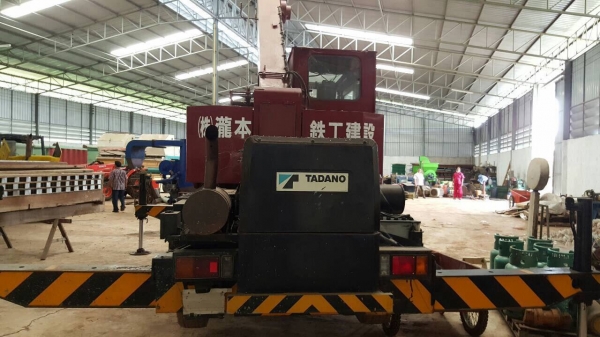 ขายเครน TADANO TR-80ML 8 ตัน 5 ปลอก รถใช้งานน้อย เอกสารใบซื้อขาย ราคาต่อรองได้ครับ