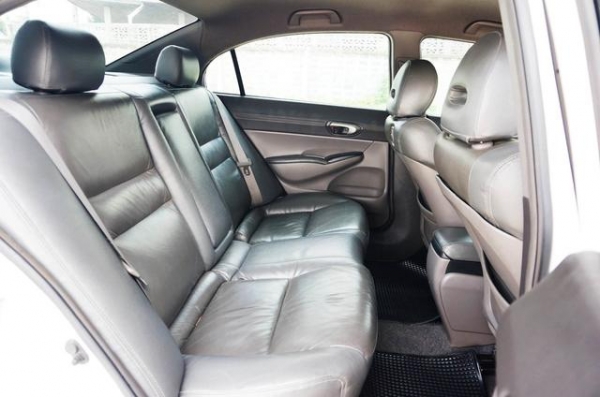 8 HONDA, CIVIC 1.8 S (AS)